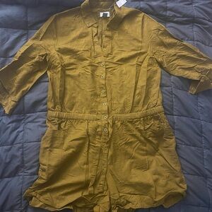 Old Navy Olive Button-Up Shirt